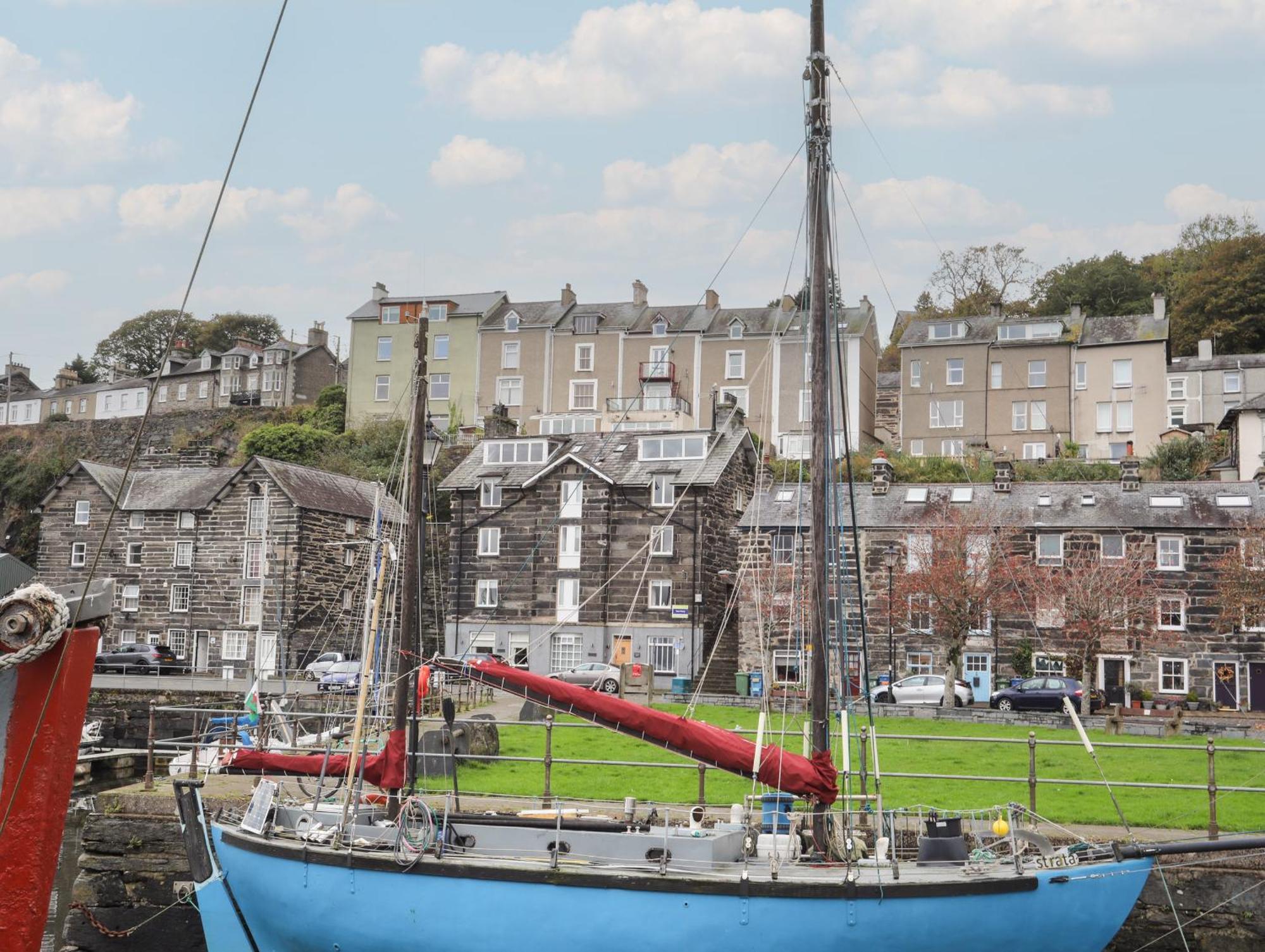 Cornhill Courtyard Apartamento Porthmadog Exterior foto